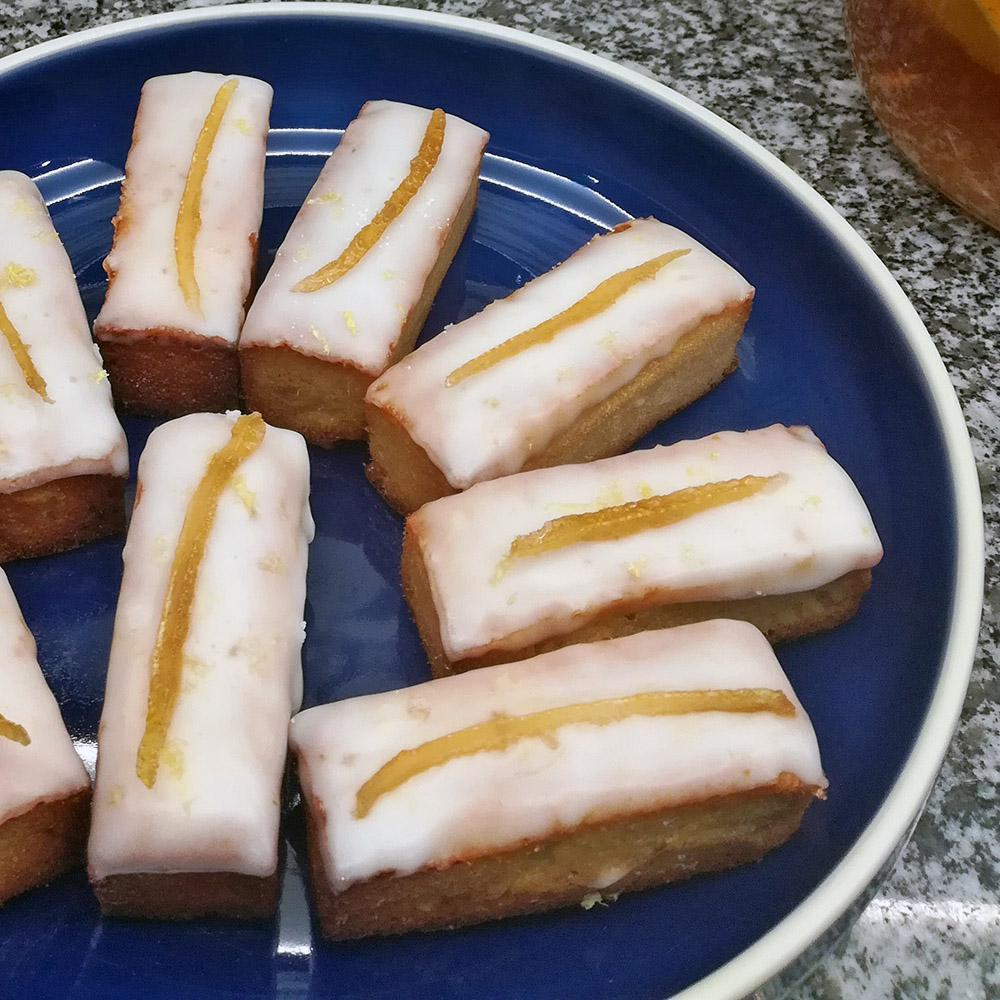 Mini cakes citron