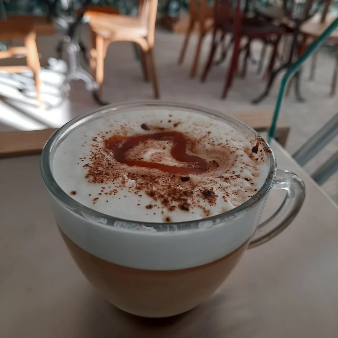 Cappuccino coeur caramel